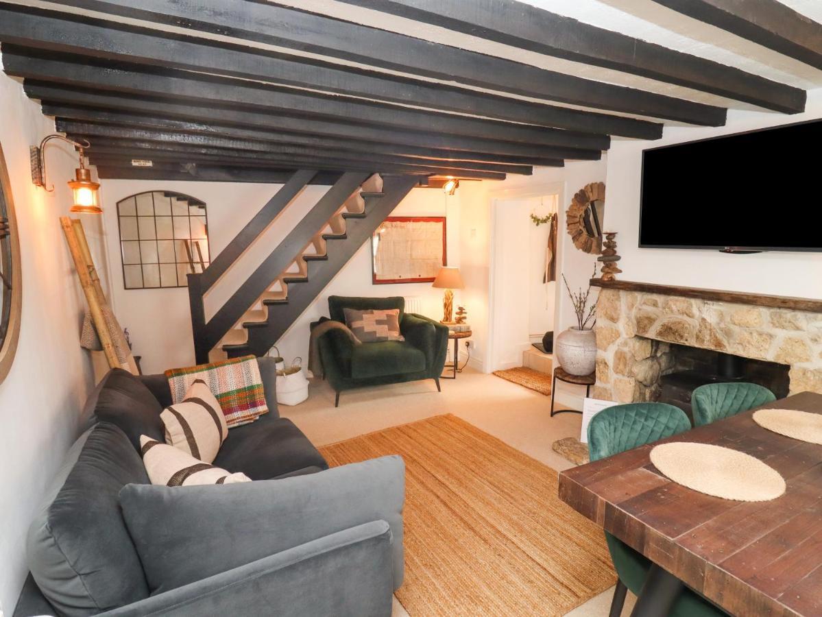 Hobbes Cottage Malmesbury Eksteriør billede